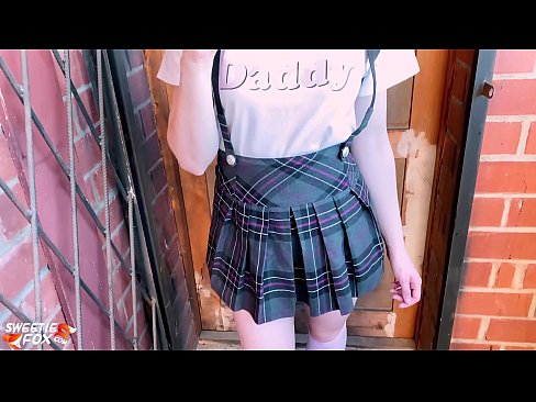 ❤️ Skoolmeisie suig haar piel diep en naai in plaas van klasse. ❤️❌ Harde pornografie by ons ❌❤