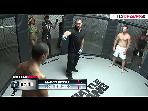 ❤️ Ultimate Fighter naai 'n nommer meisie direk na 'n geveg in die ring ❤️❌ Harde pornografie by ons ❌❤