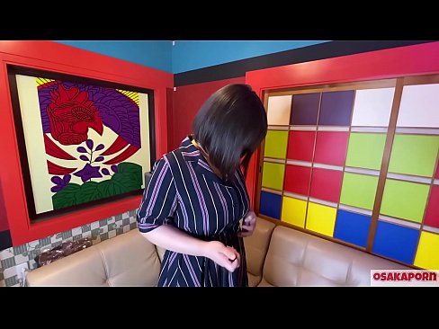 ❤️ Japanese cutie met groot tiete masturbeer met seksspeelgoed en kry 'n orgasme. Sy praat in 'n onderhoud oor haar fokken ervaring. Groot tiete en harige poes wat hard kreun. Osakaporn ❤️❌ Harde pornografie by ons ❌❤